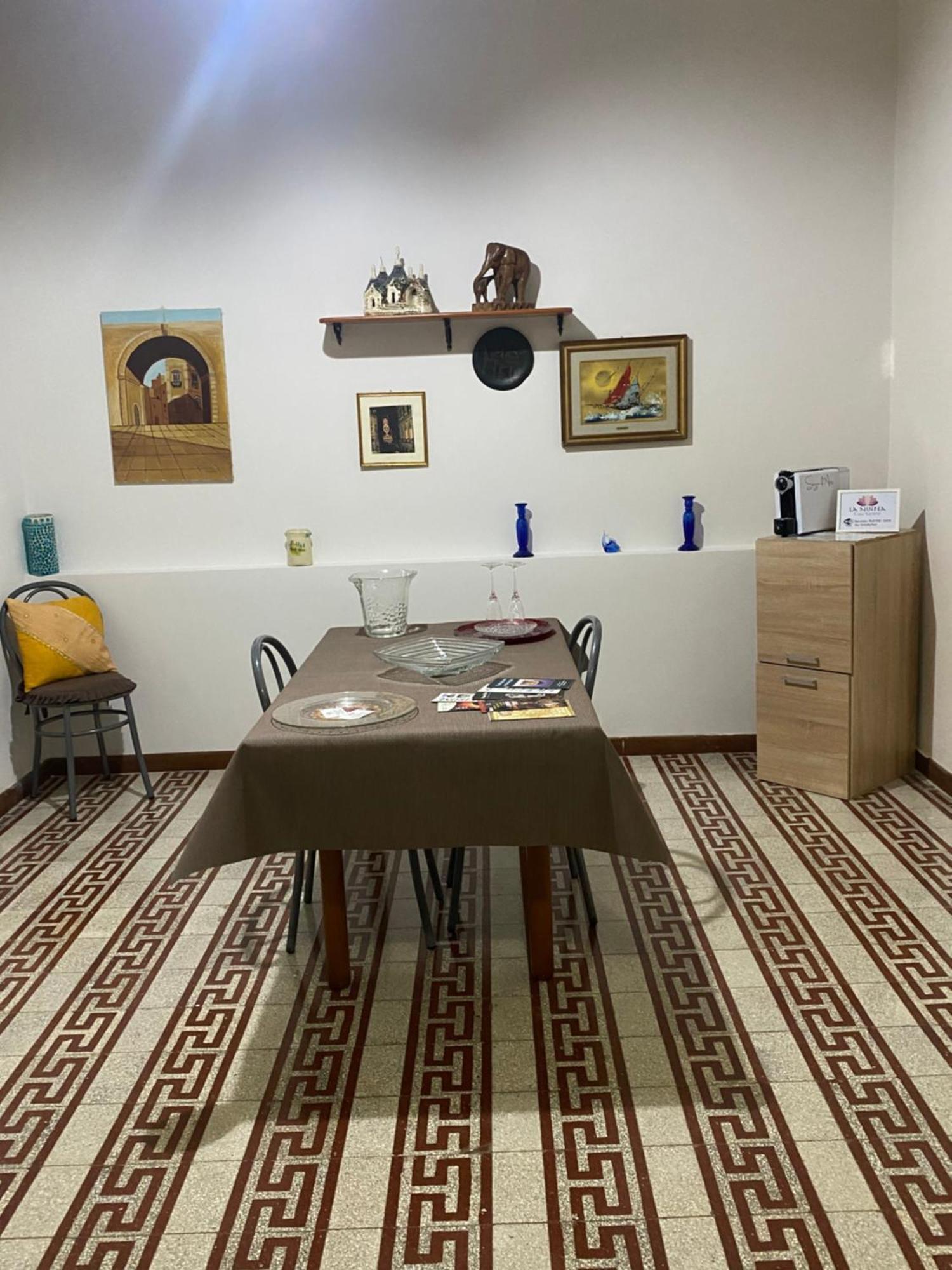 B&B Con Cucina La Ninfea 칼타기론 외부 사진