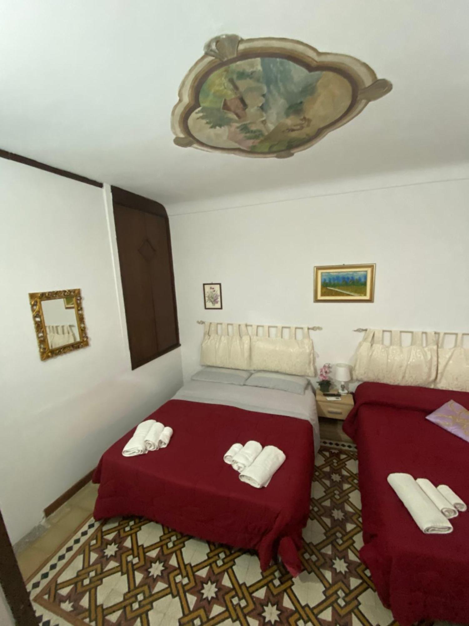 B&B Con Cucina La Ninfea 칼타기론 외부 사진