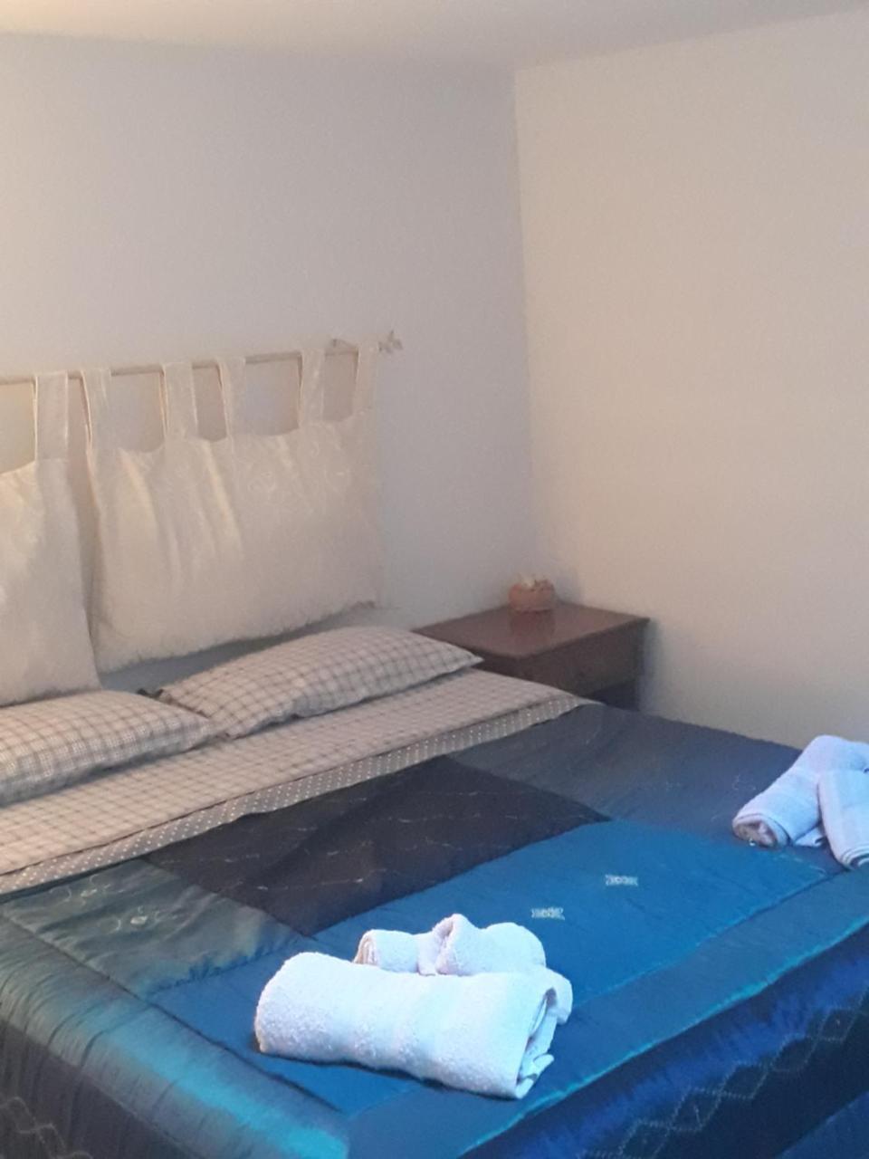 B&B Con Cucina La Ninfea 칼타기론 외부 사진